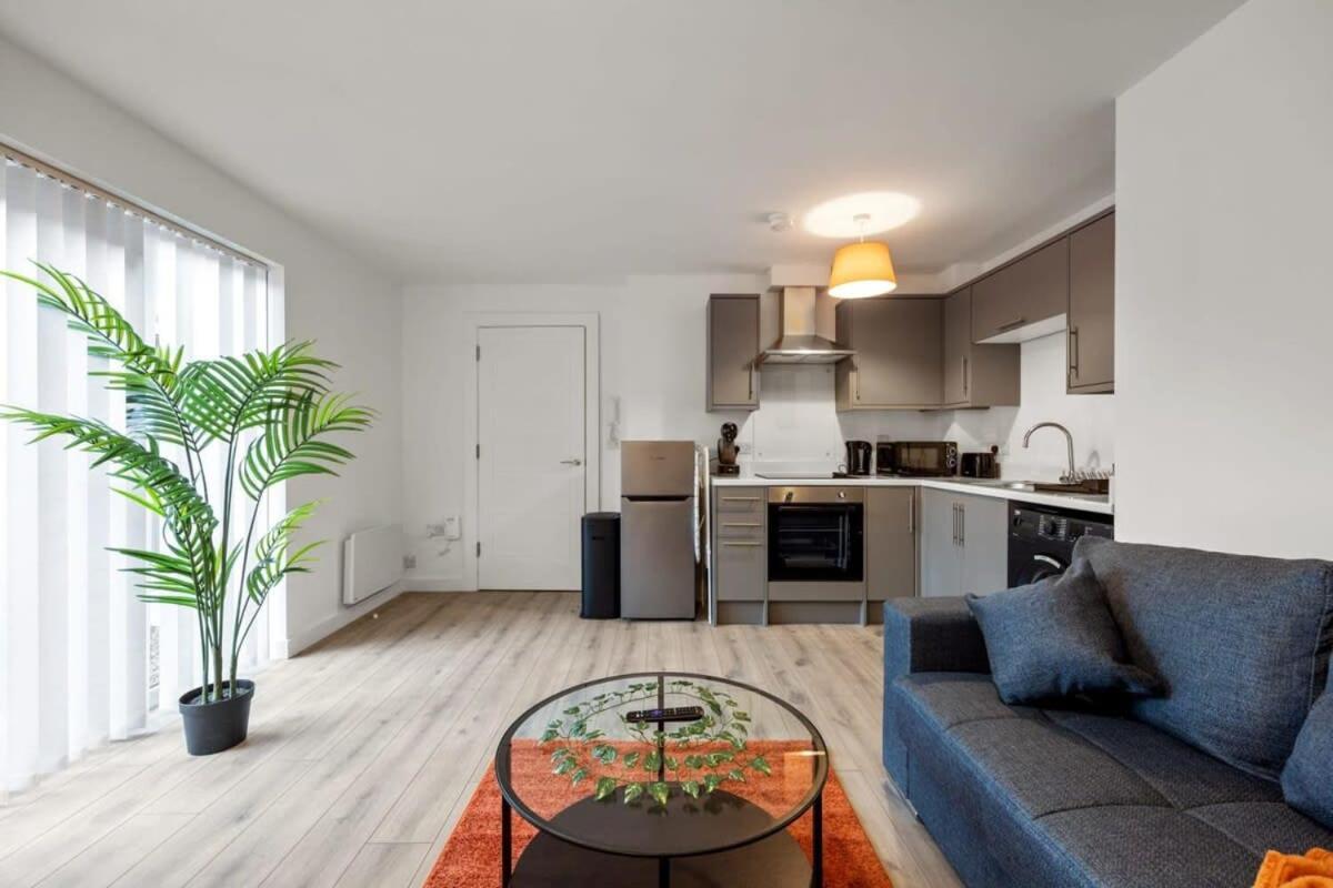 Contemporary 1 Bed -belfast East Village Apartment Belfast